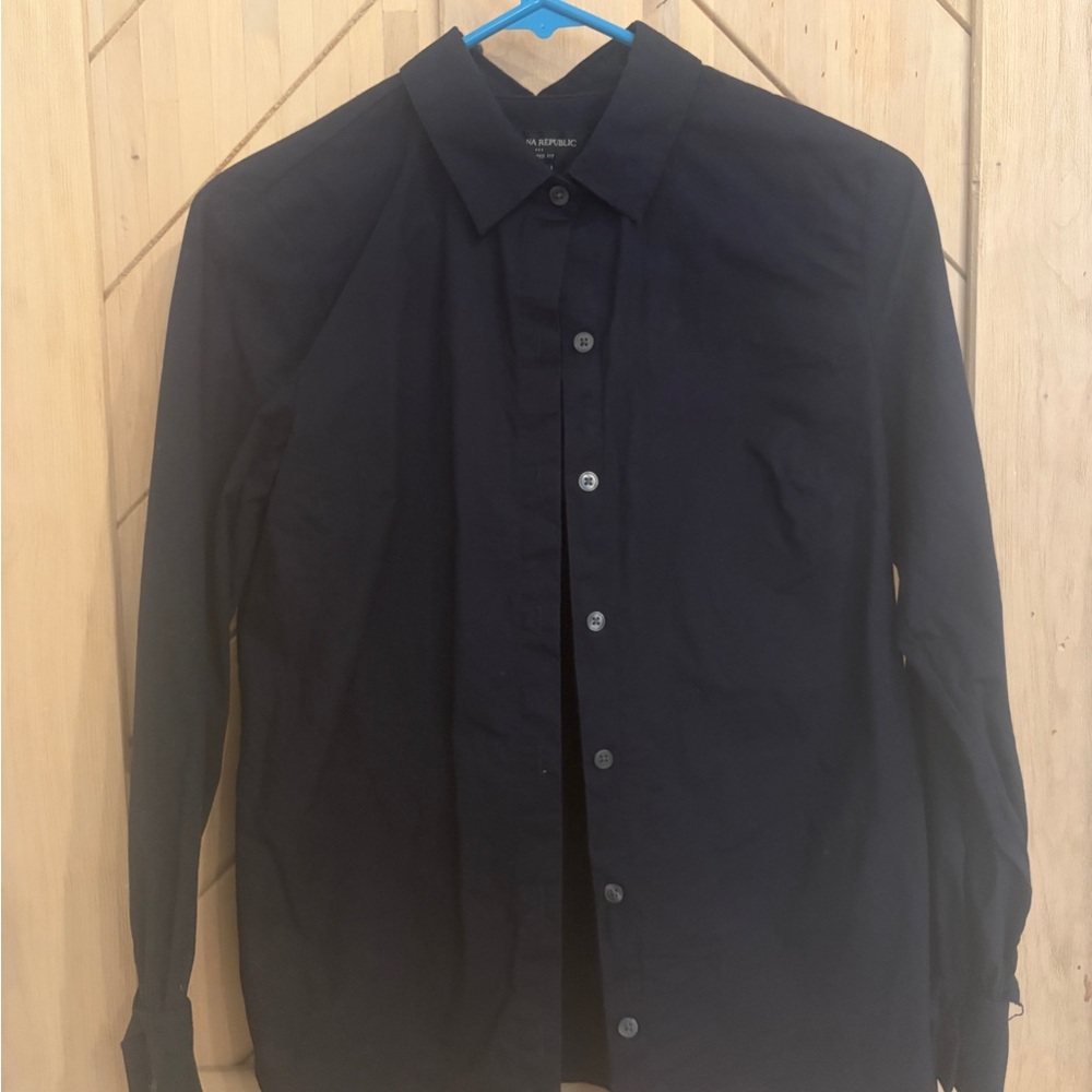 Banana Republic Black Button-Up Blouse